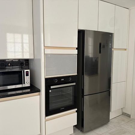 Apartament Vouliagmeni Seaside Escape Ateny Zewnętrze zdjęcie