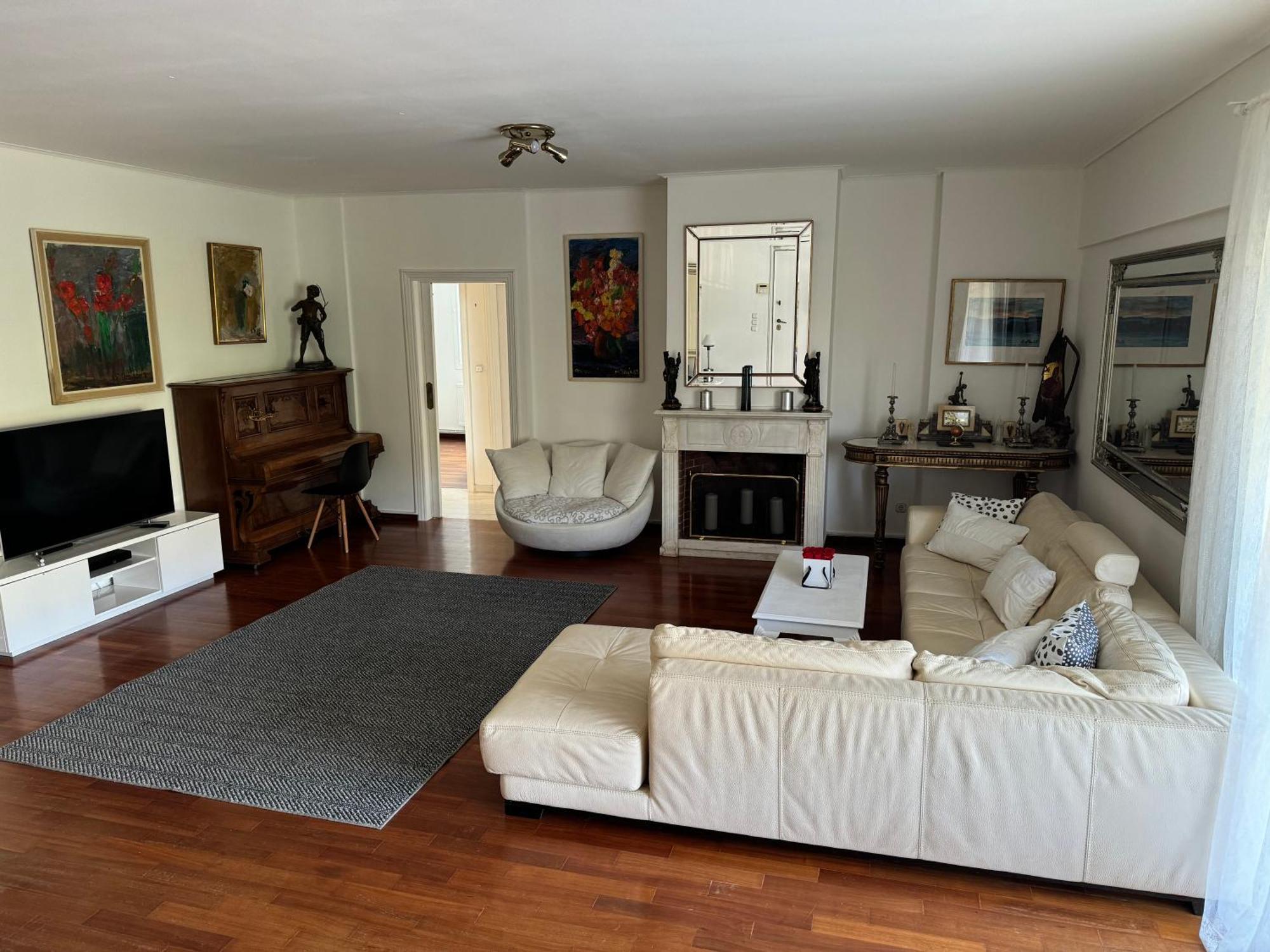 Apartament Vouliagmeni Seaside Escape Ateny Zewnętrze zdjęcie