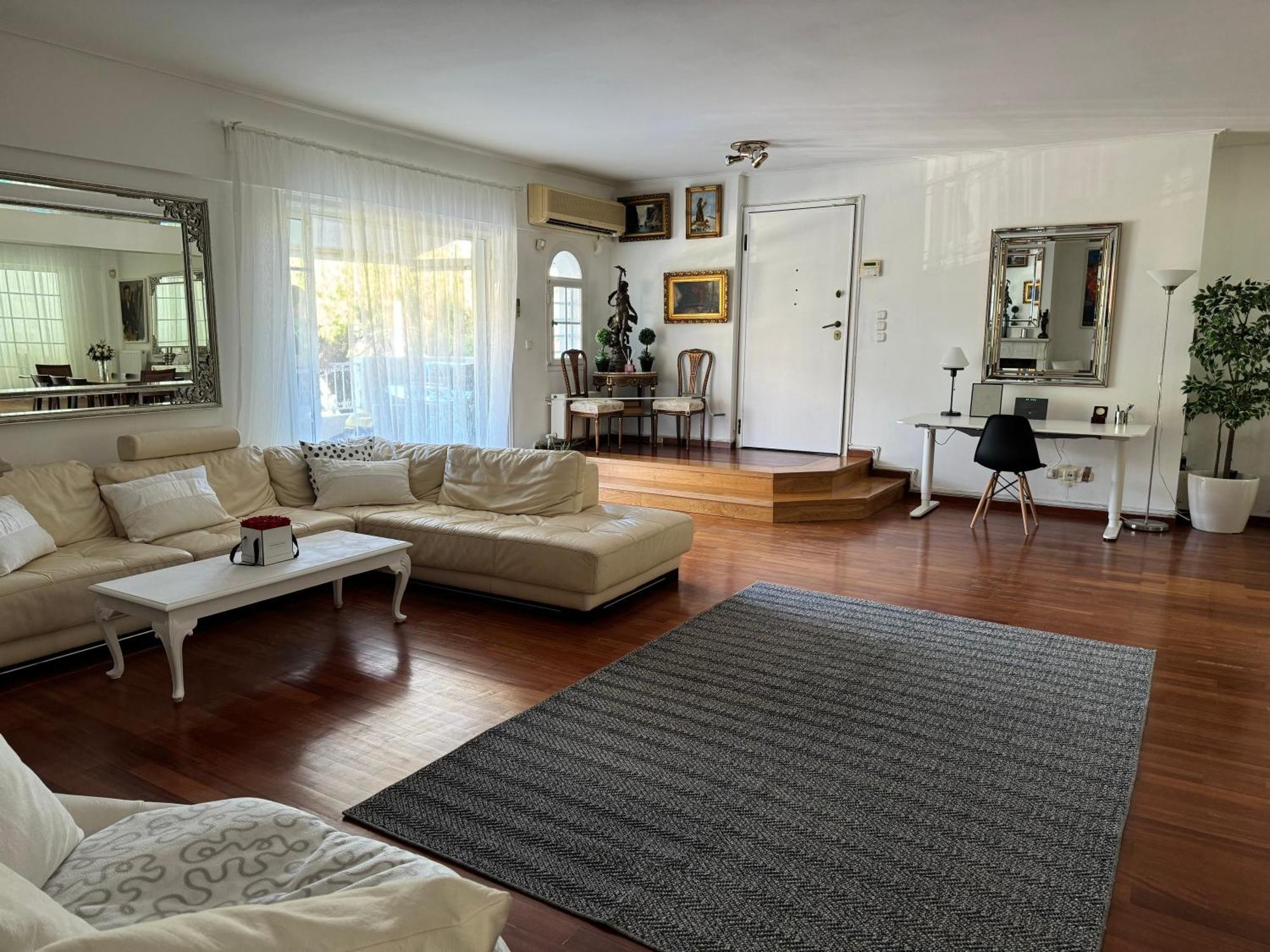 Apartament Vouliagmeni Seaside Escape Ateny Zewnętrze zdjęcie
